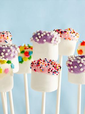 Marshmallow Pops